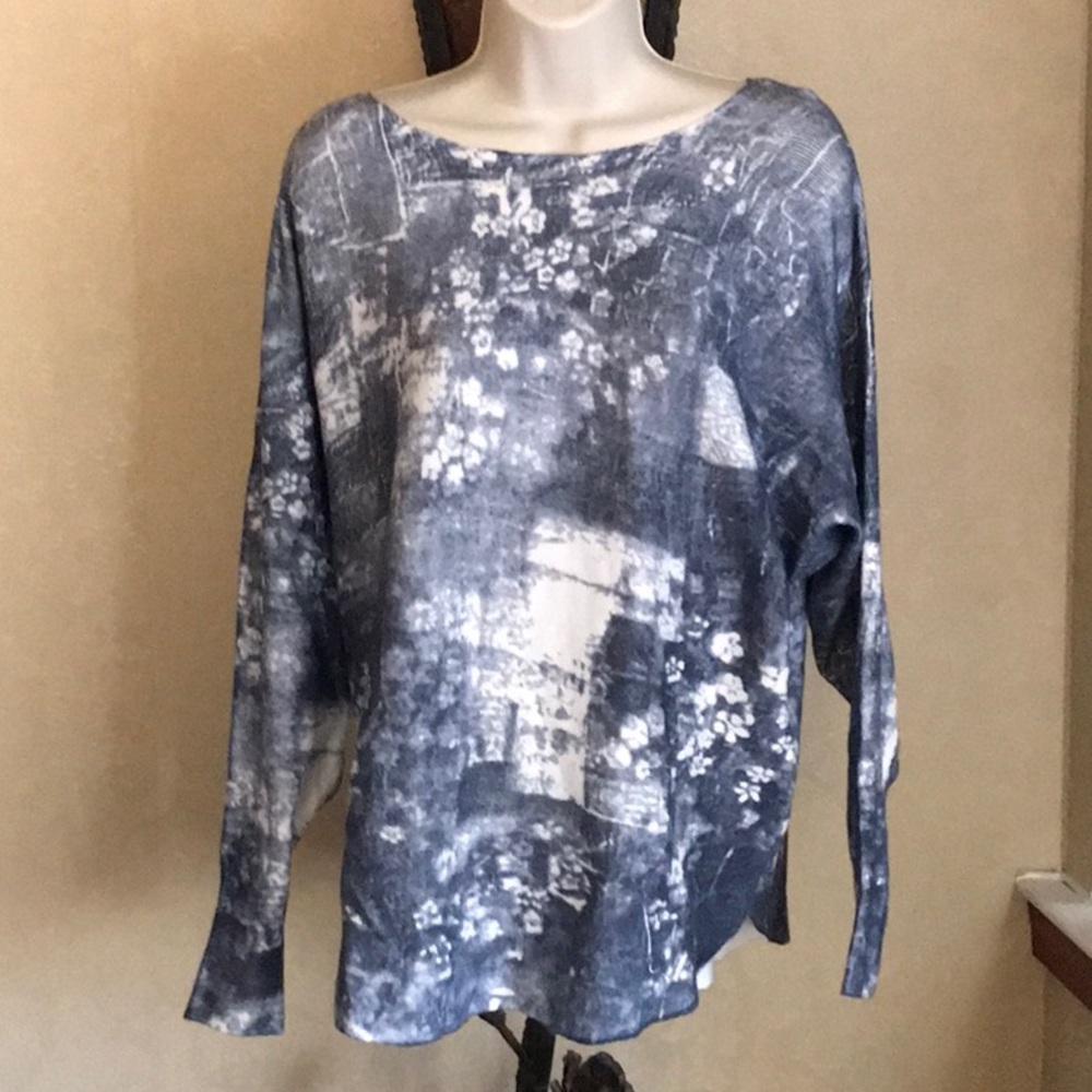 Denim & White Everyday Top